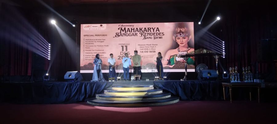 3rd Anniversary, Sanggar Kendedes Usung Tema