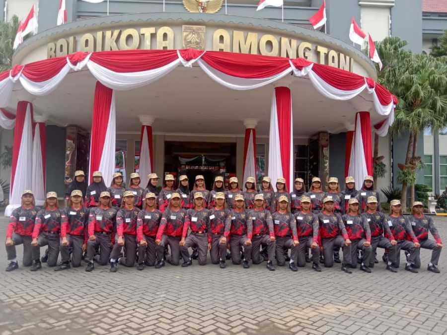 Anaknya Jadi Anggota Paskibraka, Wartawati Pokja Jurnalis Polres Batu Ini Bangga dan Mendukung Penuh