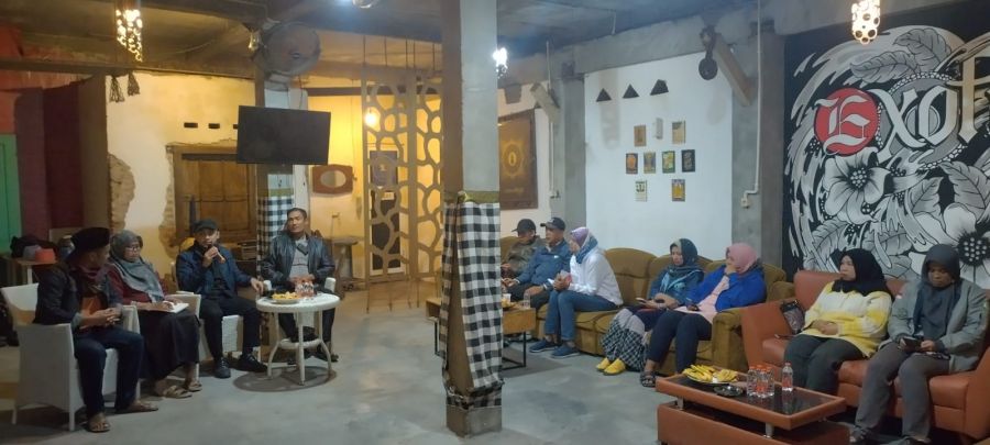 Atasi Permasalahan Sampah, Lurah Sisir Bentuk Tim Patroli dan Relawan Sekaligus Beri Insentif