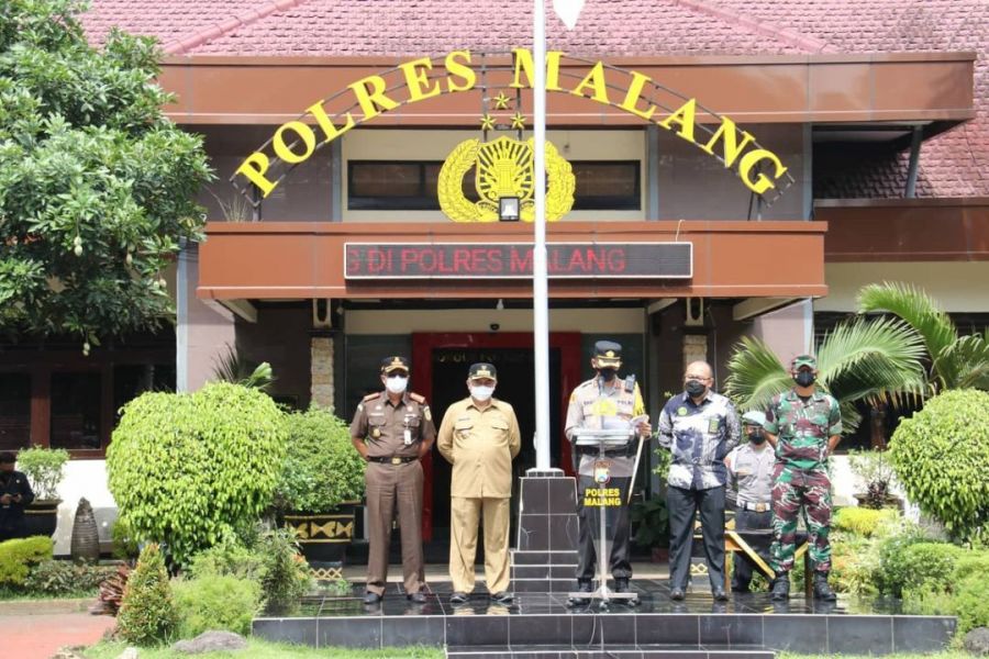 Bupati Malang Hadiri Apel Gelar Pasukan Operasi Lilin Tahun 2021 di Mapolres Malang