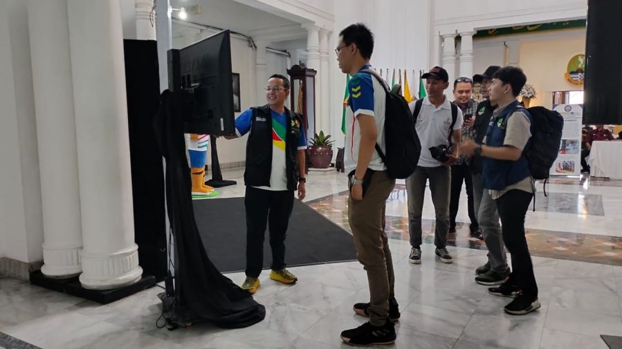 Denda Alamsyah Apresiasi IKM Jawa Barat Berpartisiapsi Meriahkan FORNAS VII 2023