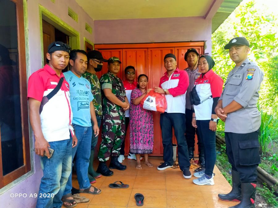 DPD LSM LIRA Kabupaten Malang Salurkan Bantuan Kepada Korban Banjir di Kecamatan Pagak