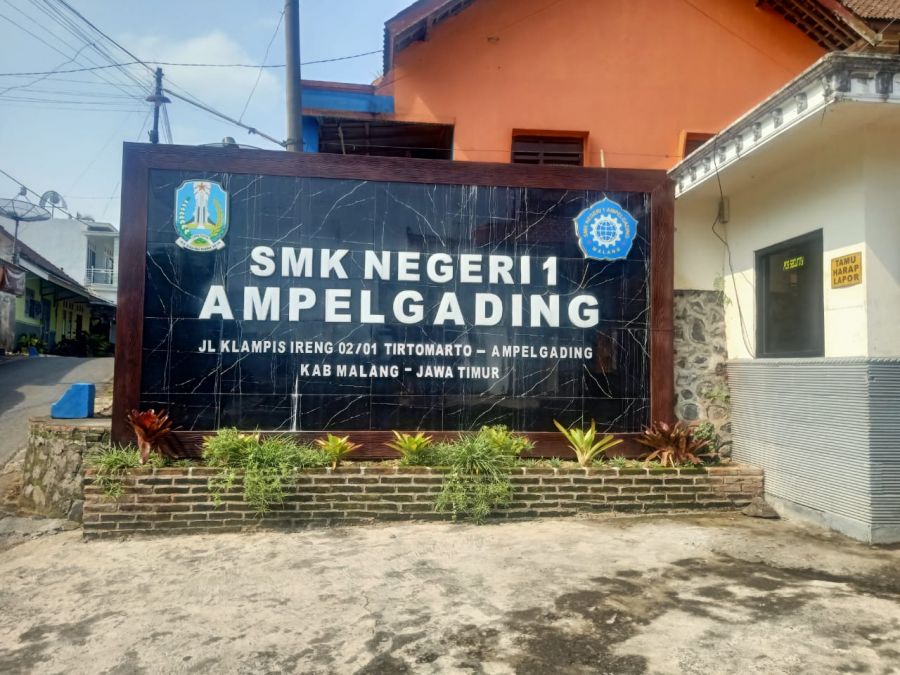 Dugaan Pungli Bermodus Sumbangan di SMKN 1 Ampelgading