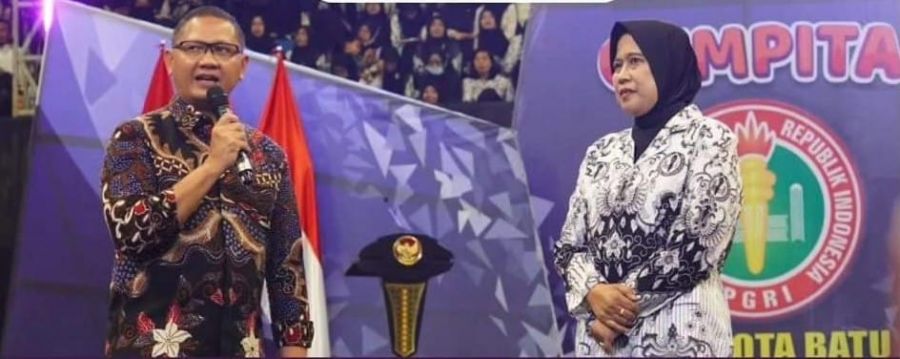 HUT PGRI ke-78 & Guru Nasional, Pj. Wali Kota Batu Aries: Semoga Tahun Depan Banyak Guru Berprestasi
