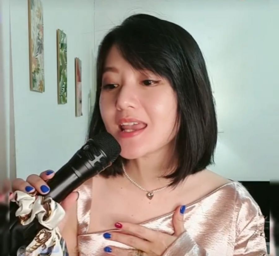 Judul Lagu Carollyne Dewi 