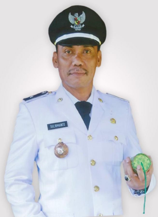 Kades Sekarpuro Mengucapkan Selamat Natal dan Tahun Baru 2025