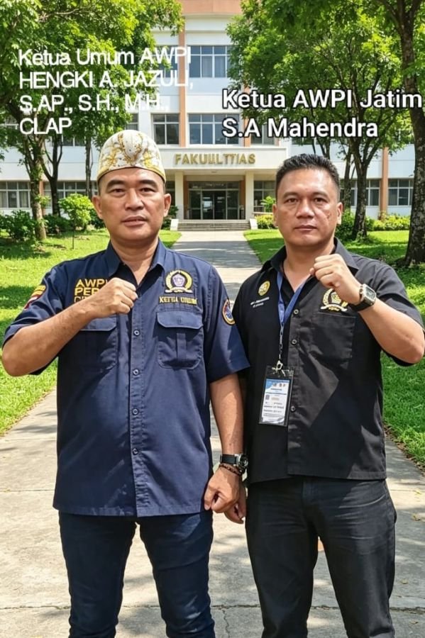 Ketua DPD AWPI Jatim Ucapkan Selamat ke Ketua Umum AWPI atas Kelulusan Ujian Tesis Magister Hukum