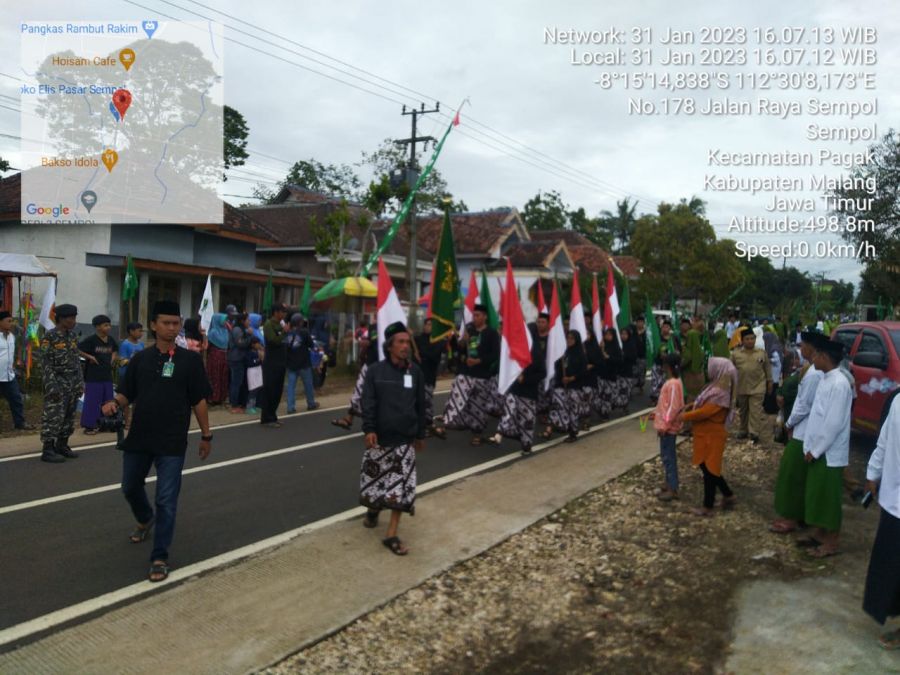 Kirab Bendera Merah Putih dan Panji NU Dalam Rangka Memperingati 1 Abad NU