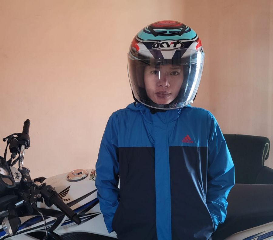 KYT Half Face Aquamarine, Risma: Review Helm Viral Dikalangan Bikers