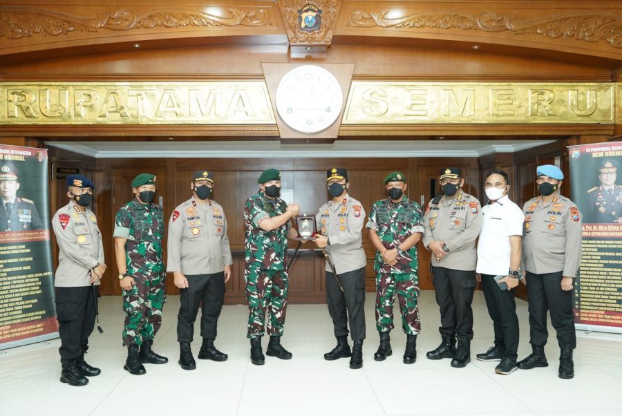 Pangdivif 2 Kostrad Kembali Melanjutkan Kunker ke Polda Jatim