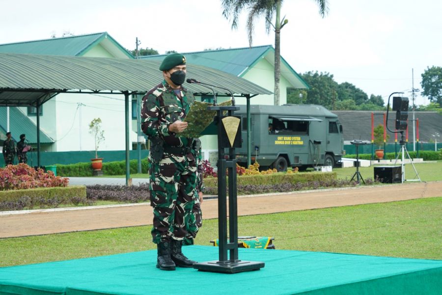Pangdivif 2 Kostrad Memimpin Upacara Serta Membacakan Amanat Kasad 