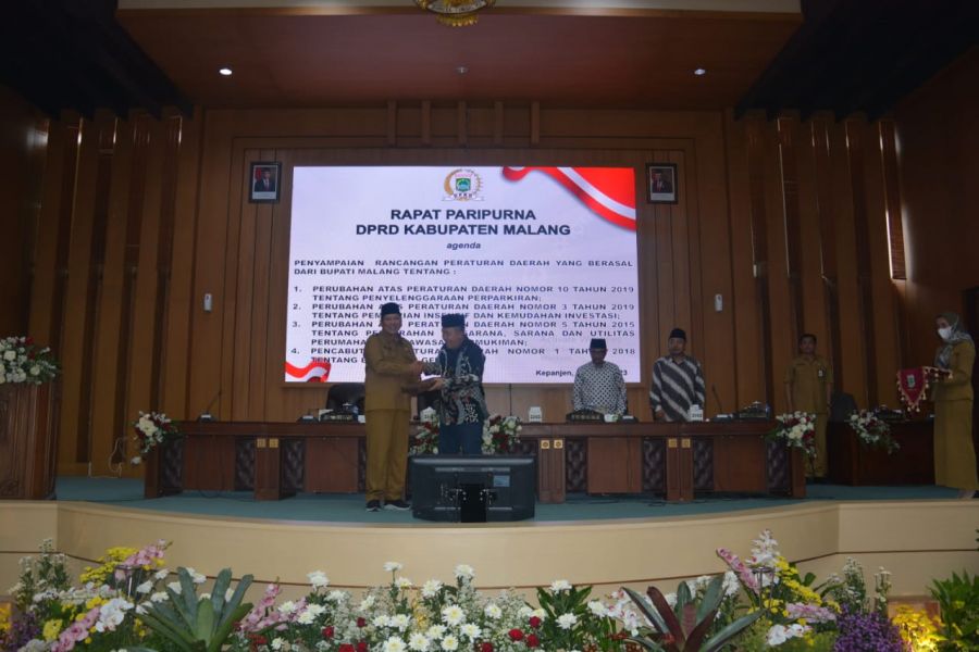 Paripurna DPRD Malang Bahas Agenda Penyampaian Empat Raperda Kabupaten Malang
