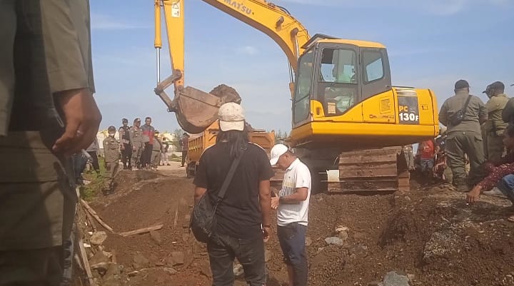 Pembatas Tanah Miliknya Dirusak, Agus HS Laporkan Kepala Satpol PP ke Polres Jepara