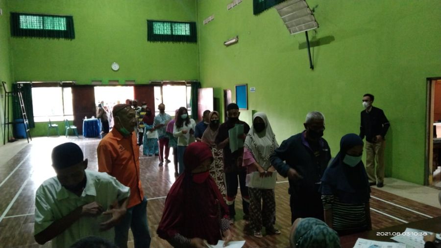 Penyaluran Bantuan Sosial Tunai Tahap 5 dan 6 Tahun 2021 Desa Tambak Asri