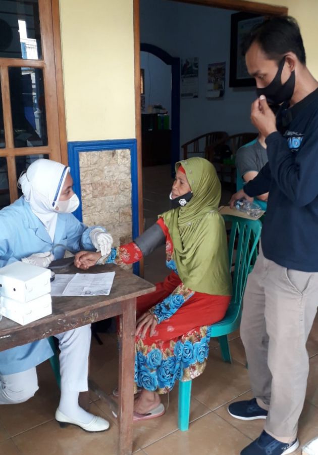 Percepat Herd Immunity di Wilayah Kabupaten Malang, Pemdes Tumpak Renteng Gelar Vaksinasi Masal