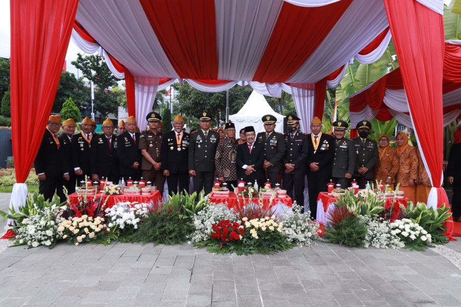 Peringati Hari Pahlawan Tahun 2022, Wakil Walikota Batu Ajak Teladani Para Pahlawan