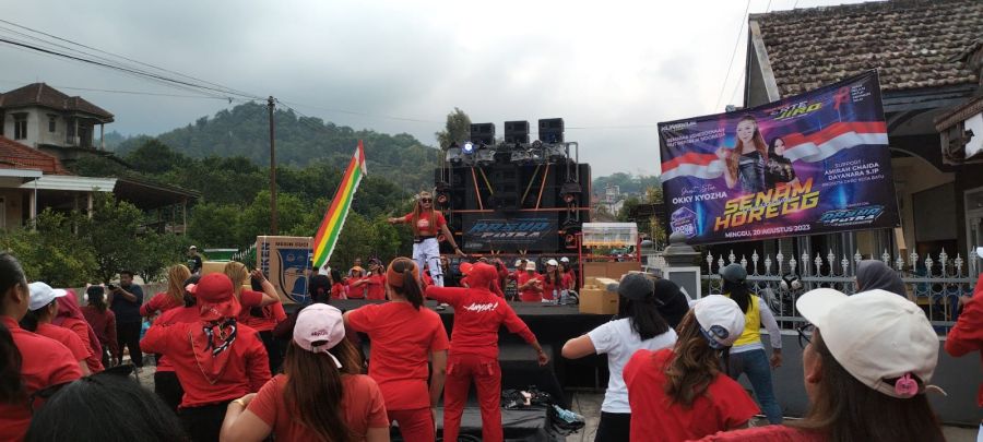 Peringati HUT RI ke-78, Warga Masyarakat Desa Punten Gelar Senam Kemerdekaan