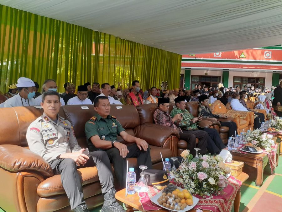 Personel Kodim 0833 Ikuti Upacara Bendera Peringatan Hari Amal Bhakti Kemenag RI Ke – 77