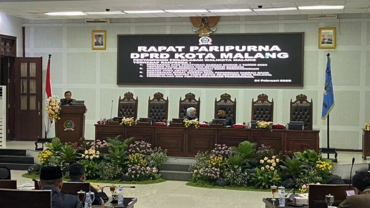 Rapat Paripurna Pembahasan Empat Rancangan Peraturan Daerah Oleh DPRD Kota Malang