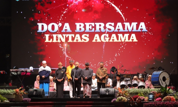 Sambut Tahun Baru 2025, Pemkot Batu Gelar Doa Bersama, Pasar Rakyat dan Tampilkan Niken Salindry