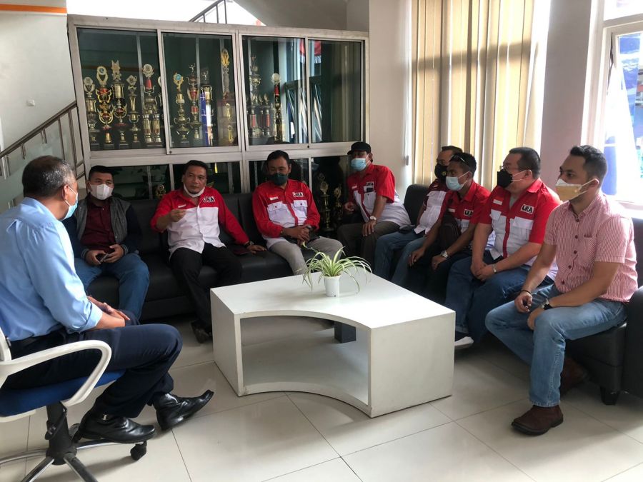 Silaturahmi, LSM LIRA DPD Kabupaten Malang Kunjungi Kantor Satpol PP dan Perumda Tirta Kanjuruhan