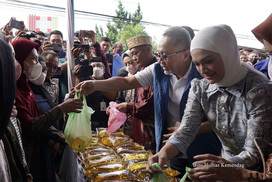 Stabilisasi Harga Migor, Mendag RI Zulhas Ajak Dialog Petani Sawit