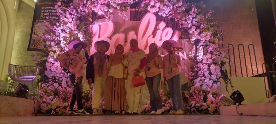 Sulap Paolo Fest Jadi Barbie Land, Nina Andini Florist: Jadi Ikonik Daya Tarik Bagi Para Pengunjung