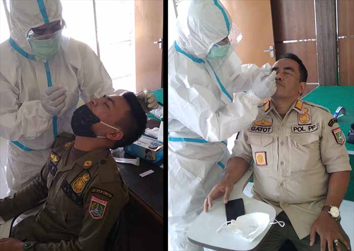 Usai Kontak Dengan Personil Terpapar Covid-19, Anggota Satpol PP Jalani Tes Swab