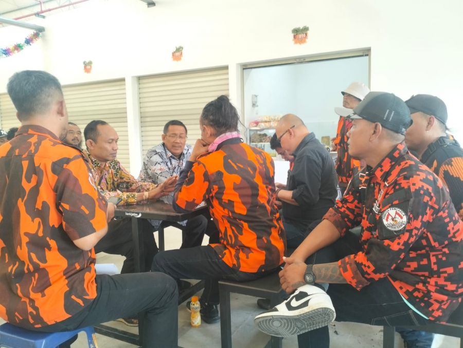 Wacana Pemkot Batu Bakal Pasang Portal Gate, Para Jukir di Pasar Induk Among Tani Was-Was