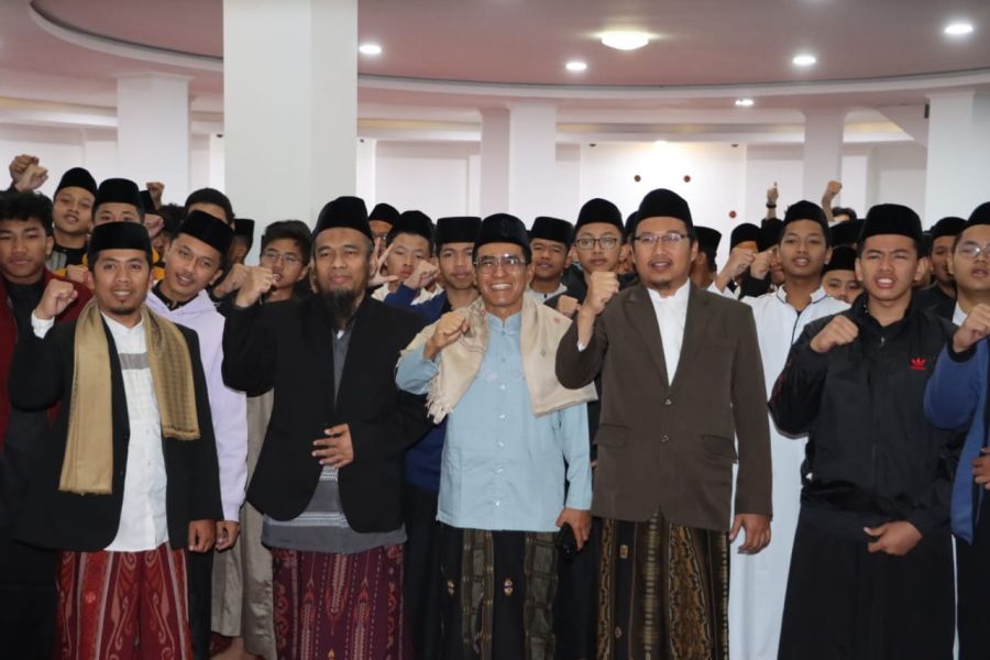Wakapolres Batu Beri Pesan Tingkatkan Kedekatan Dengan Lingkungan Pendidikan