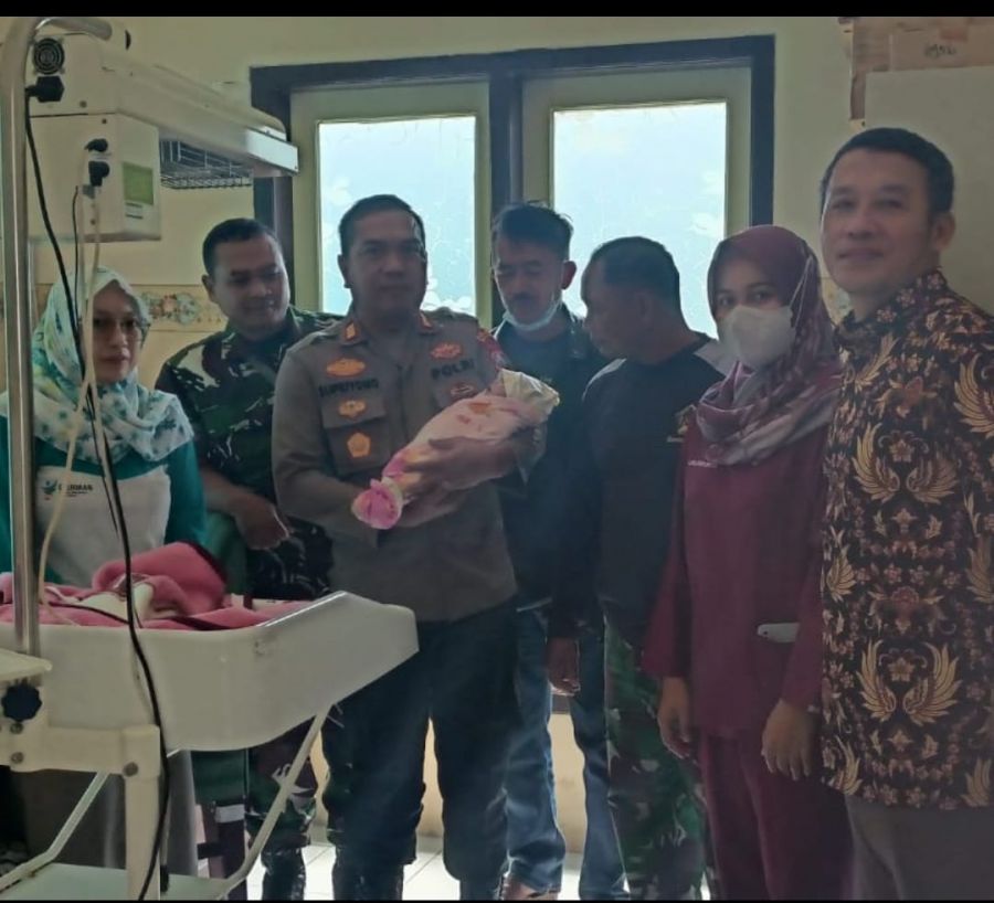 Warga Dusun Krajan Desa Sumbermanjing Dihebohkan Dengan Penemuan Bayi di Pinggir Sungai